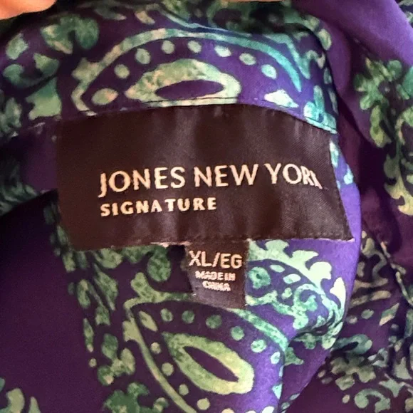 Jones New York Signature Purple and Green Patterned Women's Blouse XL Vintage - Picture 3 of 4